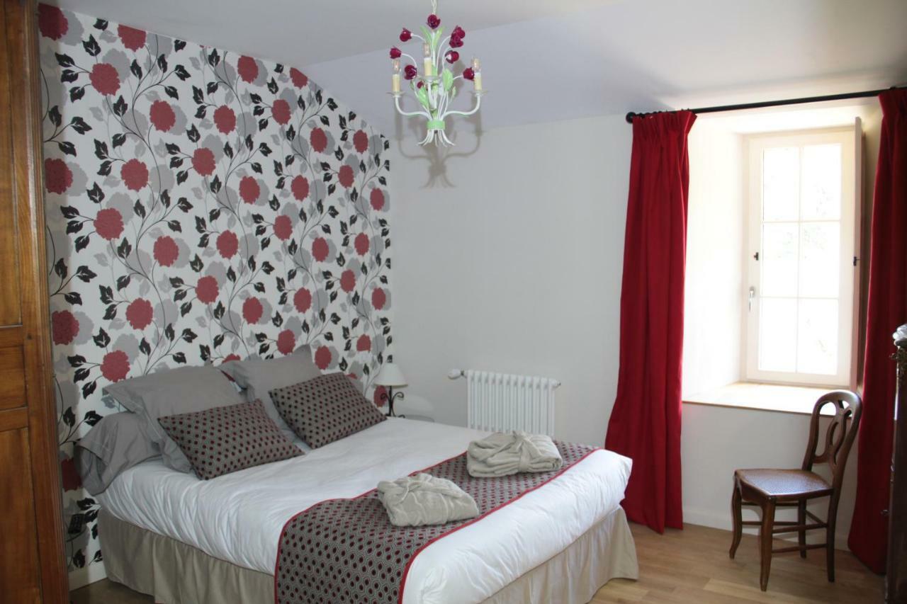 Le Logis De La Foret Hotel Sainte-Verge Buitenkant foto