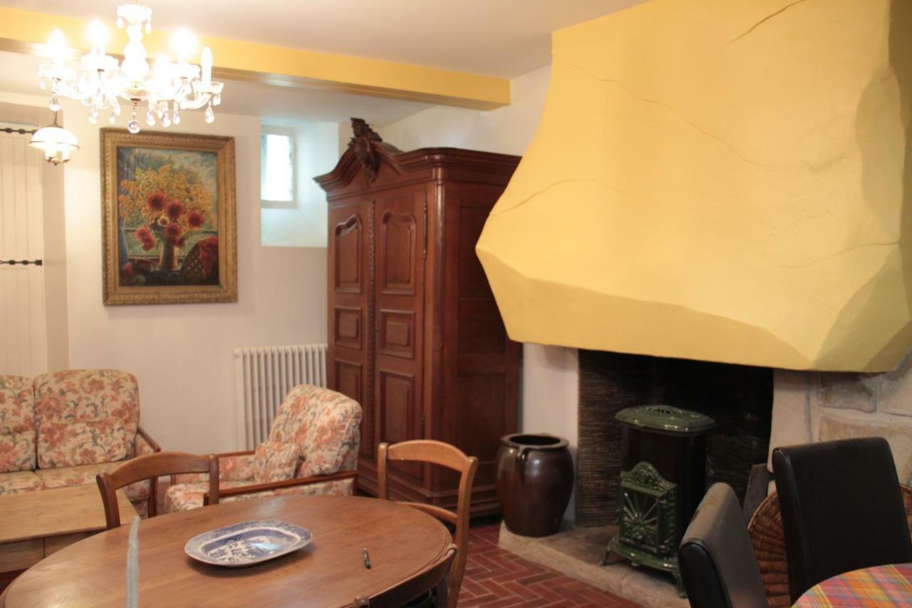 Le Logis De La Foret Hotel Sainte-Verge Buitenkant foto