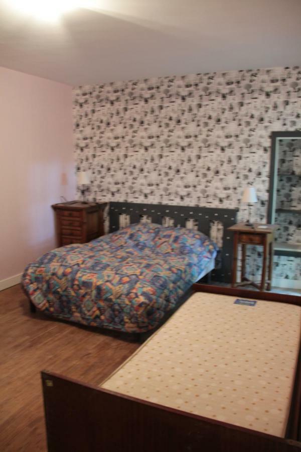 Le Logis De La Foret Hotel Sainte-Verge Buitenkant foto